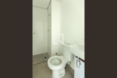 Banheiro da Área de Serviço de apartamento à venda com 3 quartos, 139m² em Cambuí, Campinas