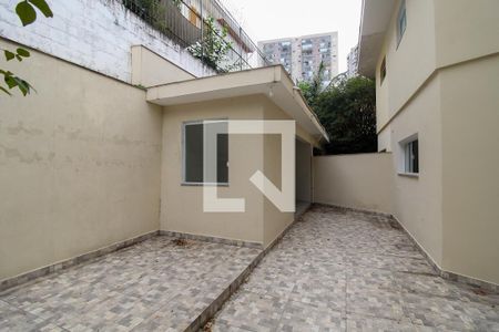 Quintal de casa para alugar com 3 quartos, 125m² em Rio Pequeno, São Paulo