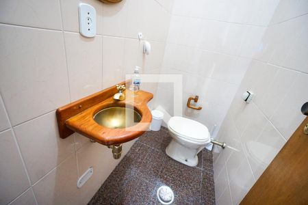 Pia de casa para alugar com 3 quartos, 160m² em Vila Moreira, São Paulo