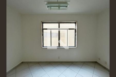 Sala de apartamento para alugar com 2 quartos, 77m² em Vila Valqueire, Rio de Janeiro