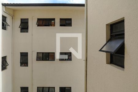 Vista - Sala de apartamento para alugar com 2 quartos, 69m² em Vila Mogilar, Mogi das Cruzes