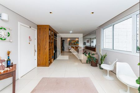 Sala de apartamento à venda com 4 quartos, 224m² em Santa Lúcia, Belo Horizonte