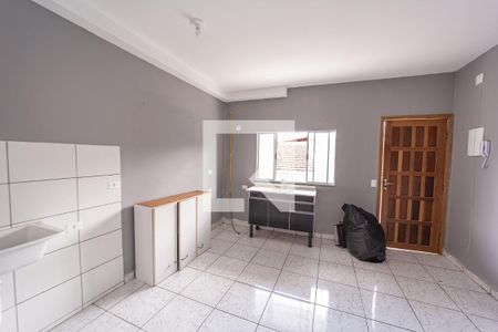 Sala/Cozinha e Área de Serviço de apartamento para alugar com 1 quarto, 29m² em Jardim Penha, São Paulo