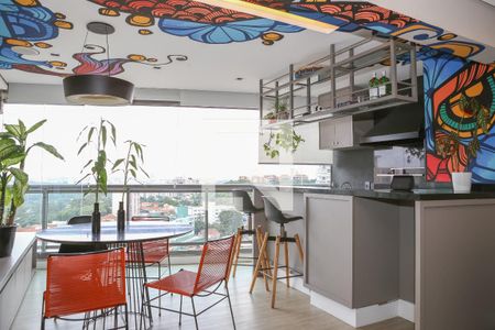 Sala de apartamento à venda com 2 quartos, 92m² em Vila Ipojuca, São Paulo