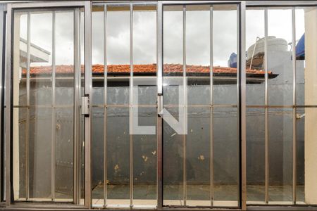 Quarto 1 - Janela de casa para alugar com 2 quartos, 85m² em Vila Pereira Barreto, São Paulo