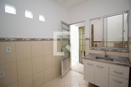 Cozinha de casa para alugar com 1 quarto, 30m² em Jardim Sao Jose, São Paulo