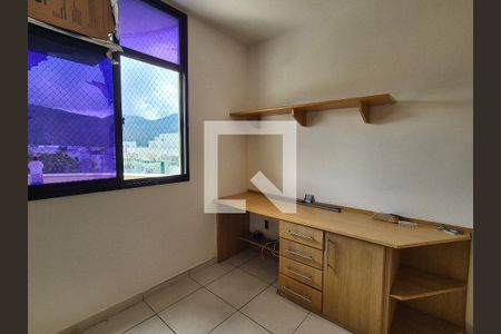 Quarto  de apartamento para alugar com 3 quartos, 95m² em Recreio dos Bandeirantes, Rio de Janeiro