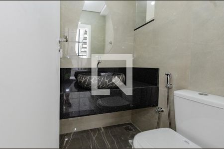 Lavabo de casa à venda com 3 quartos, 156m² em Santa Lúcia, Belo Horizonte