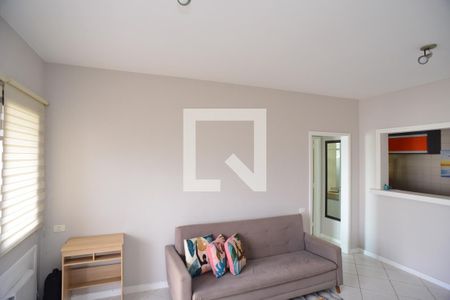 Sala de apartamento para alugar com 1 quarto, 55m² em Barra da Tijuca, Rio de Janeiro