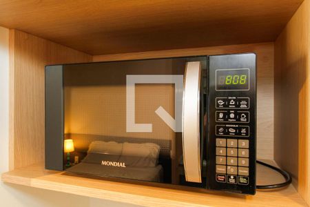 Micro-ondas de kitnet/studio à venda com 1 quarto, 24m² em Paraíso, São Paulo