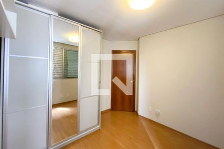 Quarto  de apartamento para alugar com 2 quartos, 150m² em Savassi, Belo Horizonte