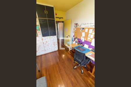 QUARTO 1QUARTO 1 de casa de condomínio à venda com 3 quartos, 128m² em Bairro das Palmeiras, Campinas