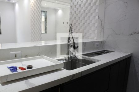 Cozinha de casa de condomínio à venda com 3 quartos, 140m² em Praça da Bandeira, Rio de Janeiro