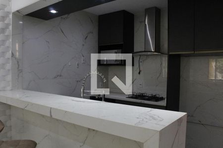 Cozinha de casa de condomínio à venda com 3 quartos, 140m² em Praça da Bandeira, Rio de Janeiro