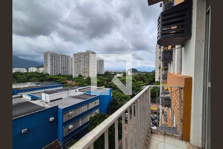 Varanda  de apartamento à venda com 2 quartos, 57m² em Barra da Tijuca, Rio de Janeiro
