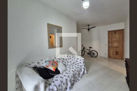 Sala  de apartamento à venda com 2 quartos, 57m² em Barra da Tijuca, Rio de Janeiro