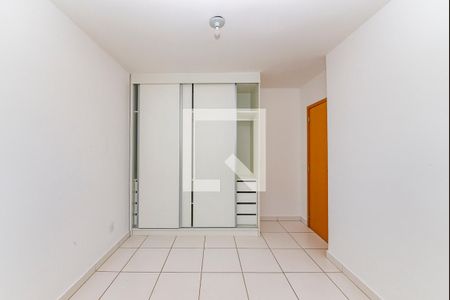 Quarto 1 de apartamento para alugar com 2 quartos, 55m² em Estrela do Oriente, Belo Horizonte