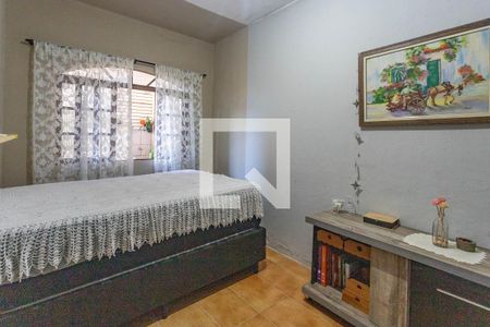 Casa 1 - quarto 1  de casa à venda com 6 quartos, 207m² em Taboão, Diadema