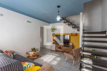 Casa 1 - sala  de casa à venda com 6 quartos, 207m² em Taboão, Diadema