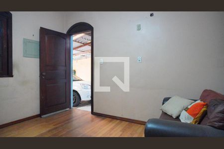 Sala  de casa para alugar com 3 quartos, 54m² em Vila Nova, Porto Alegre