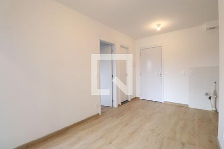 Sala/Cozinha/Área de serviço  de apartamento para alugar com 2 quartos, 37m² em Bom Retiro, São Paulo