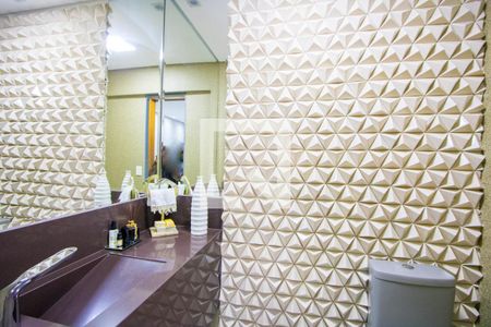 Lavabo de apartamento à venda com 4 quartos, 236m² em Vila Gilda, Santo André