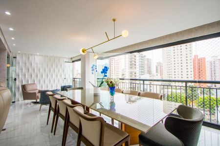 Varanda gourmet de apartamento à venda com 4 quartos, 236m² em Vila Gilda, Santo André