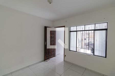 Sala de casa à venda com 3 quartos, 136m² em Jardim Itapemirim, São Paulo