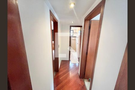 Corredor de apartamento à venda com 3 quartos, 92m² em Santana, São Paulo