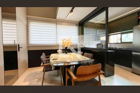 Apartamento à venda com 2 quartos, 130m² em Santo Antônio, Belo Horizonte