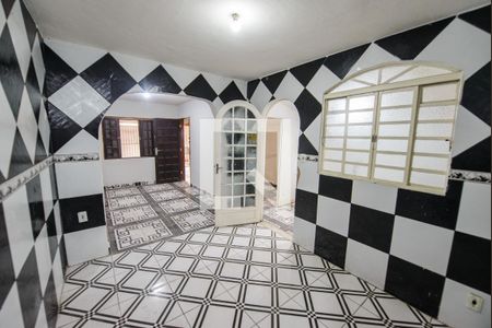 Sala 2 de casa para alugar com 2 quartos, 100m² em Jardim da Luz, Taubaté