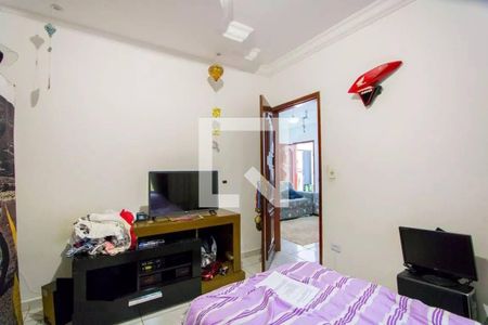 Casa à venda com 4 quartos, 224m² em Parque Novo Oratório, Santo André