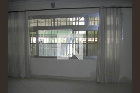 Casa à venda com 3 quartos, 338m² em Cupecê, São Paulo