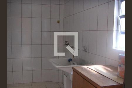 Casa à venda com 3 quartos, 338m² em Cupecê, São Paulo