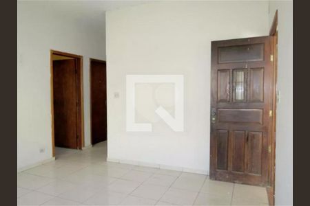 Casa à venda com 3 quartos, 200m² em Jardim Monjolo, São Paulo