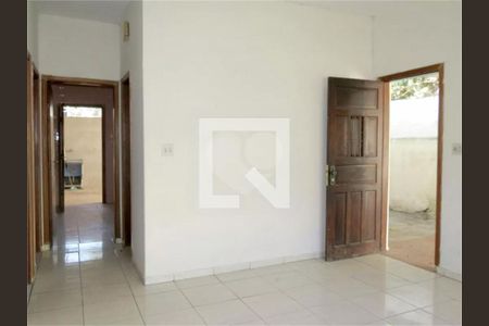 Casa à venda com 3 quartos, 200m² em Jardim Monjolo, São Paulo