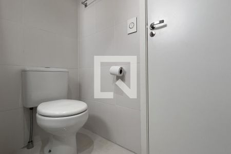 Banheiro da Suíte 1 de apartamento à venda com 2 quartos, 86m² em Jardim Flor da Montanha, Guarulhos