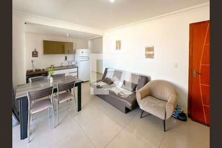 Sala de TV de apartamento para alugar com 2 quartos, 80m² em Ingleses do Rio Vermelho, Florianópolis