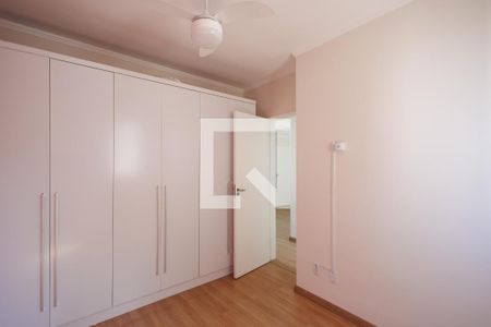 Quarto 1 de apartamento para alugar com 2 quartos, 49m² em Parque Senhor do Bonfim, Taubaté