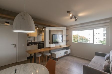 Sala de apartamento para alugar com 1 quarto, 42m² em Indianópolis, São Paulo