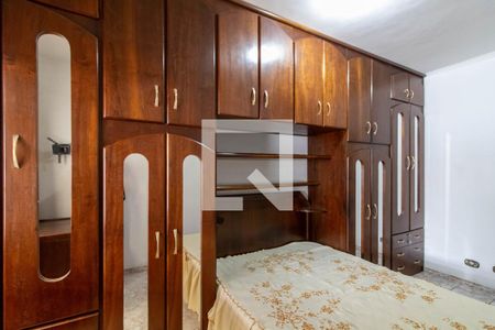 Quarto 1 de casa para alugar com 4 quartos, 120m² em Jardim Santa Clara, Guarulhos