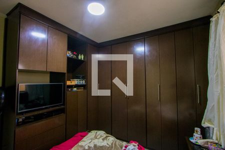 Casa 1 - Quarto 2 de casa à venda com 3 quartos, 250m² em Vila Guarará, Santo André