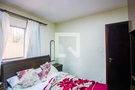 Casa 1 - Quarto 2 de casa à venda com 3 quartos, 250m² em Vila Guarará, Santo André