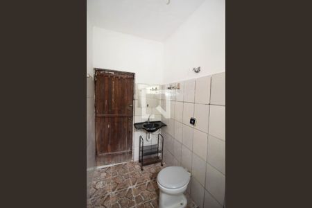 Banheiro de casa para alugar com 1 quarto, 70m² em Parque Primavera, Guarulhos