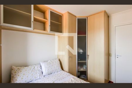 Quarto 1 de apartamento para alugar com 2 quartos, 52m² em Penha de França, São Paulo
