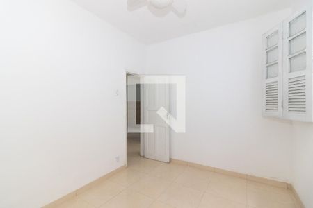 Quarto 1 de casa para alugar com 2 quartos, 55m² em Realengo, Rio de Janeiro