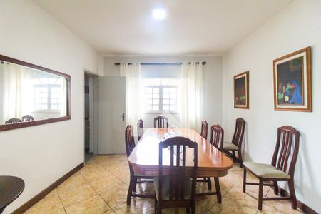 Sala de Jantar de casa à venda com 7 quartos, 370m² em Vila Carmosina, São Paulo