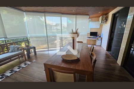 Sala de apartamento para alugar com 3 quartos, 115m² em Recreio dos Bandeirantes, Rio de Janeiro