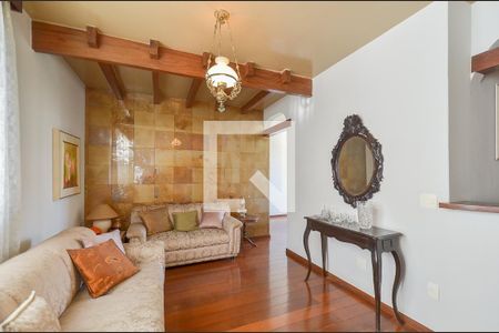 Sala de Estar de apartamento à venda com 3 quartos, 100m² em Santo Antônio, Belo Horizonte