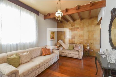 Sala de Estar de apartamento à venda com 3 quartos, 100m² em Santo Antônio, Belo Horizonte